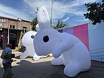 Надувний арт-об’єкт для івентів заєць 3,2 метра, фото 5