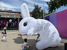 Надувний арт-об’єкт для івентів заєць 3,2 метра, фото 2