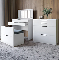 Комоди та тумби