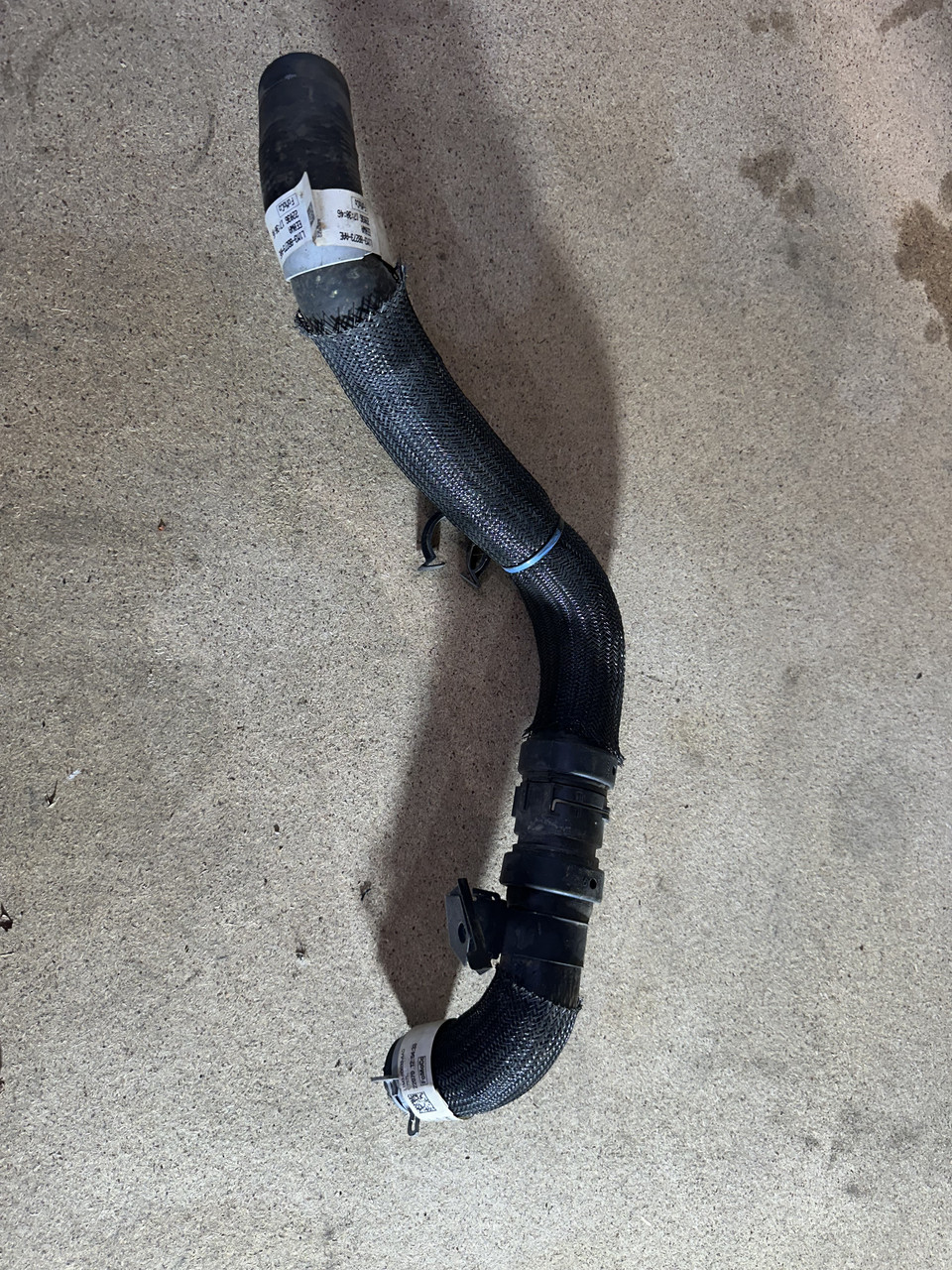 Трубка шланг охолоджуючої рідини двигуна Ford Explorer 2020 2.3L L1M3-8B273-AAE, фото 1