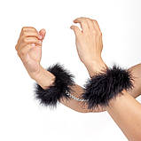 Наручники з чорним пір'ям Secret Play Feather Handcuffs Black, фото 3