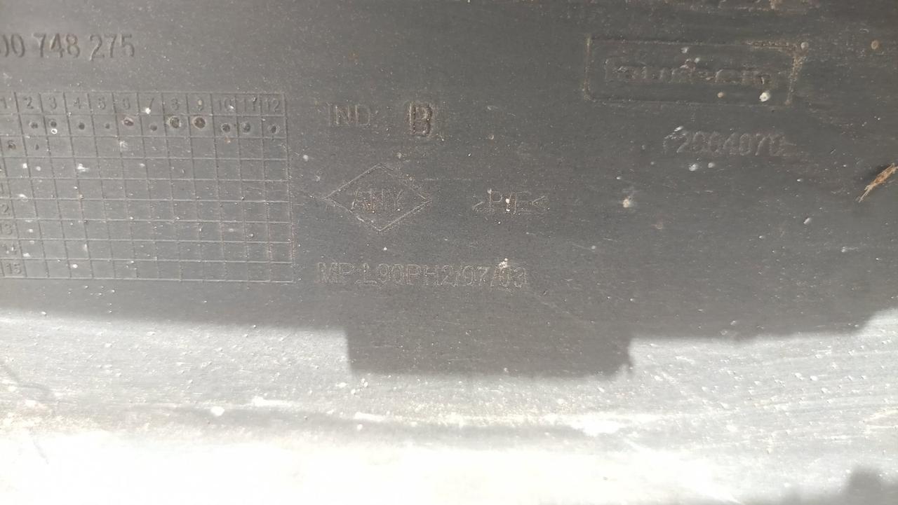 Вітаю зацікавлених на авто розборці Чемпіон !!!<br />
 Предметом оголошення є&nbsp;Бампер передній Renault Dacia Logan MCV 2008-2013 8200748275<br />
 Фактичний стан на фото. Гарантія 14 днів на встановлення та перевірку<br />
 Висилаємо по всій Україні по передоплаті на транспортні витрати!<br />
 Наявність та асортимент на складі постійно змінюються.<br />
 Точні деталі уточняйте по телефону +380973363743 — фото 3