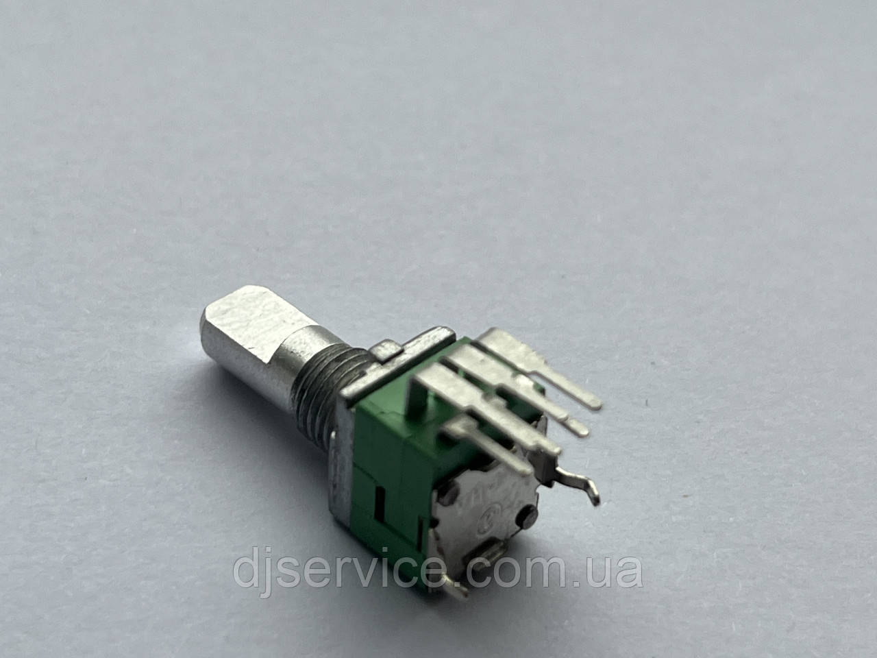 Потенціометр ALPHA b20k 15 mm MID для RCF, Mackie Onyx 1.2, пультів Vestax VMC002, VMC004 RANE TTM-56s, фото 1