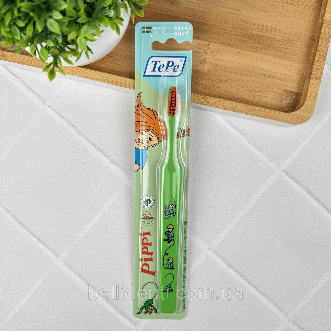 Дитяча зубна щітка TePe Kids Pippi X-Soft (від 3 років), салатова