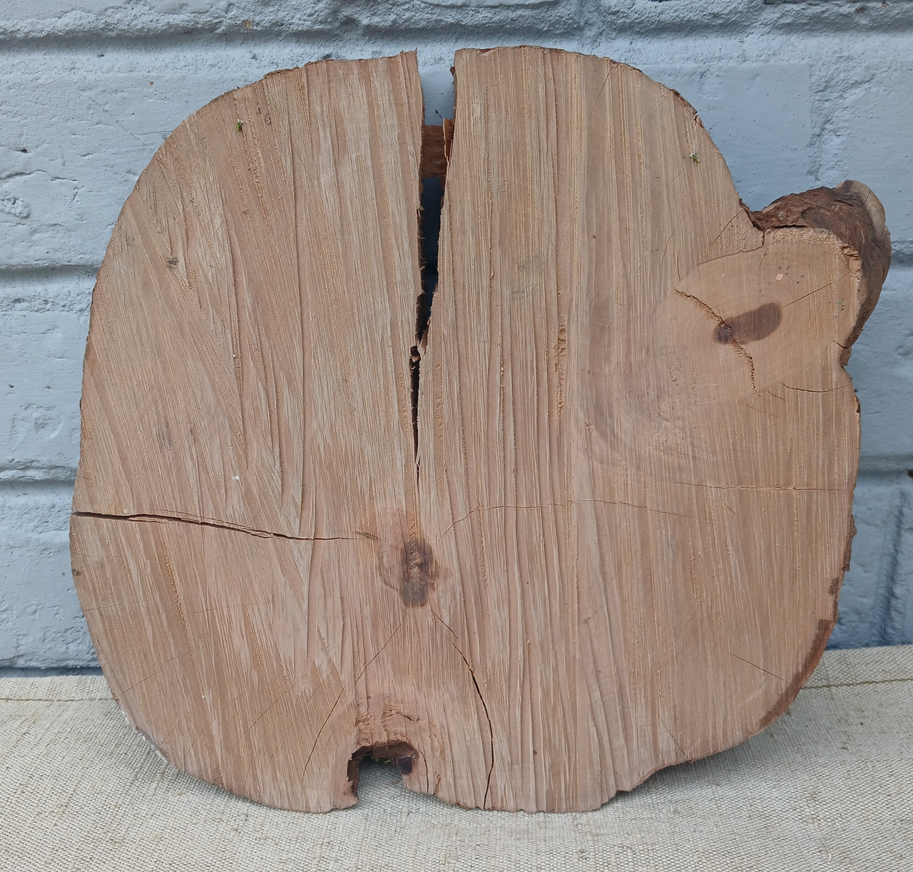 Зріз натурального дерева для декору, інтер'єру, творчості, d 230х240мм.
