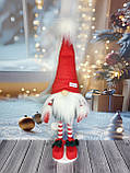 Новорічний яскравий декоративний ельф гном 75-80 см на довгих смугастих ніжках,  різдвяний український інтер'єрний гном, фото 6