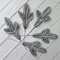 Гілка хвойна Смерека ЗАСНІЖЕНА на 3 лапок