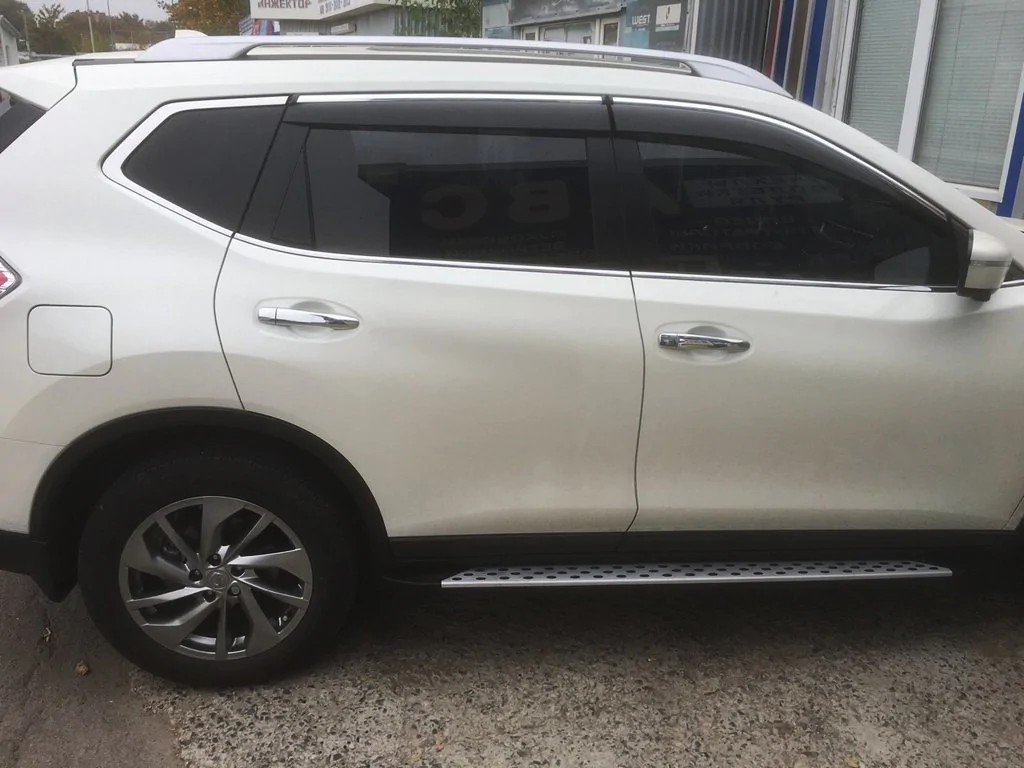 Бічні пороги площадки на Nissan X-trail T32 2014-2021 Підніжки Ніссан Ікс-Трейл Т32 Оригінальний дизайн OEM V1