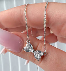 Срібне кольє-бантик “Міледі” — срібло 925 проби, білий цирконій, ніжна жіноча прикраса на шию