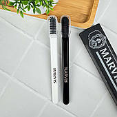 Набір зубних щіток Marvis Black & White (2 шт — середня + м’яка)