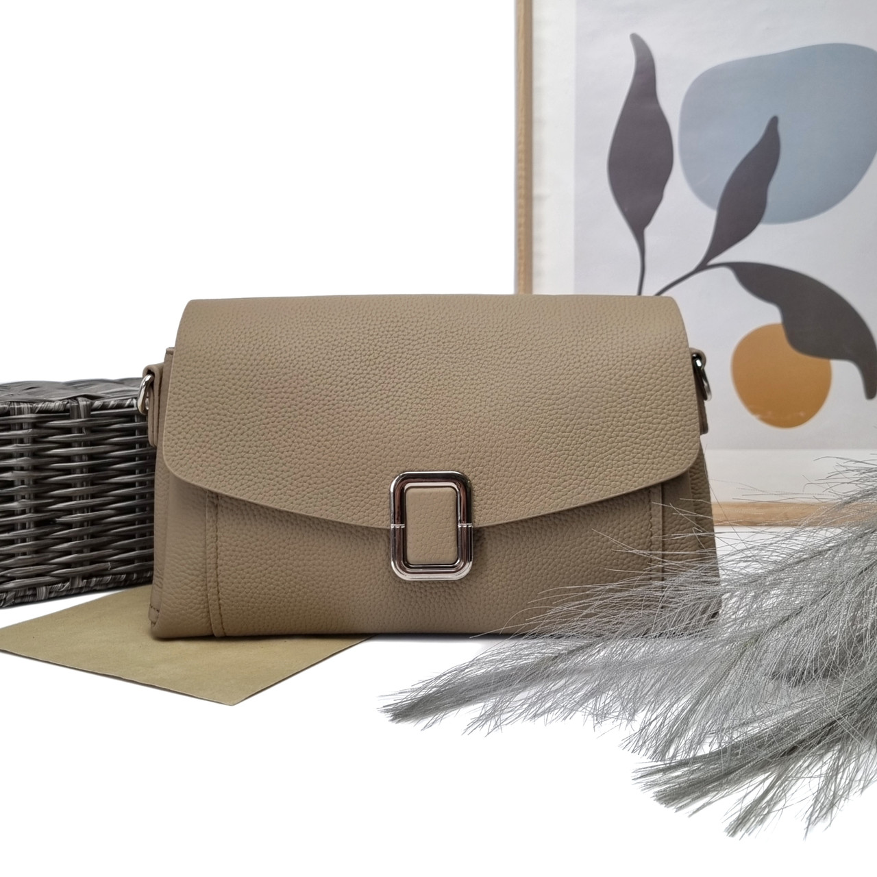 Модна жіноча сумка через плече бежевий Арт.6227 beige VIVAVERBA Україна — (59), фото 1