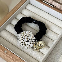 Гумка для волосся з перлинною брошкою квітка "Шарм" (чорний)