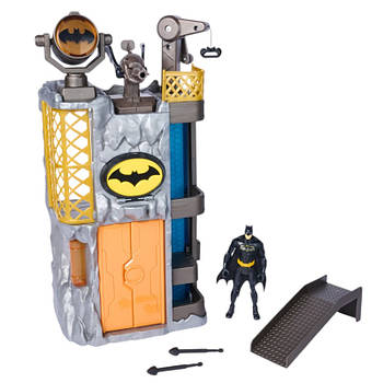 Ігровий набір "Замок Бетмена" (фігурка Бетмена, замок, підставка-трамплін, 2 стріли) 6071203