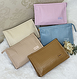 🧡Містка жіноча стьобана косметичка KTMO у смужку, дорожній органайзер для косметики 24х16.5х6.5см, фото 3