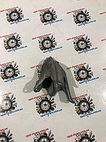 Кронштейн подушки (опори) двигуна правий Audi e-tron 4KE199308J 2019-(Ауді е-трон)