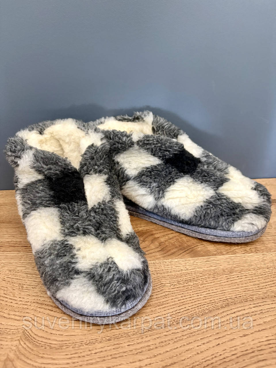 Чуні з овечої шерсті, чуні з овчини, чуні орнамент, чуні підошва войлок розміри від 36 до 45, фото 1