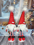 Новорічний яскравий декоративний ельф гном 55 см на довгих смугастих ніжках,  різдвяний український інтер'єрний гном, фото 2