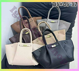 Елегантна велика жіноча сумка для роботи подорожей стильний мінімалістичний дизайн м'яка еко-шкіра просторе відділення