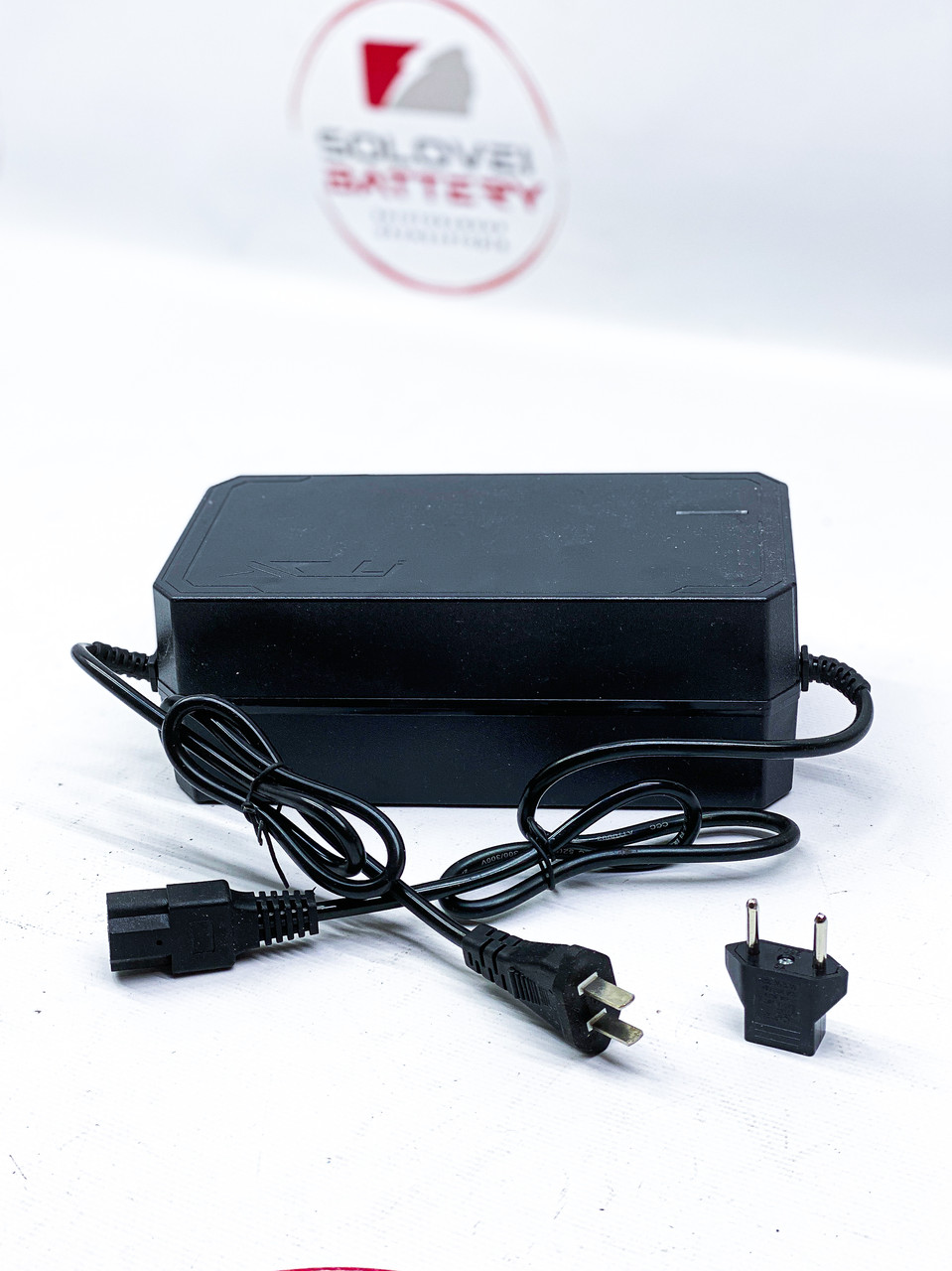 Зарядний пристрій 60V 10A (67.2V) з кулером для Li-Ion 16S акумуляторів, фото 1