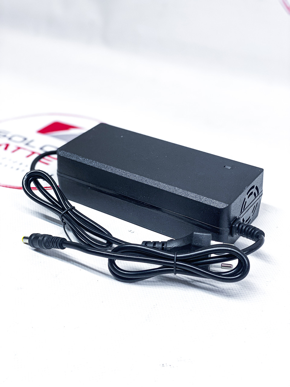 Зарядний пристрій 24 в 3 а, фото 1