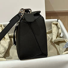 Жіноча чорна шкіряна сумка Loewe Puzzle Edge лоєве пазл, фото 3