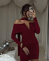 Женское платье с драпировкой и открытым декольте в размере 42/44, 46/48