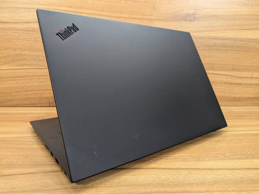 Ноутбук Lenovo ThinkPad P1 Gen 2/ 15.6