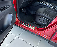 Накладки на пороги Mazda CX-5 з 2017 р. (Premium)
