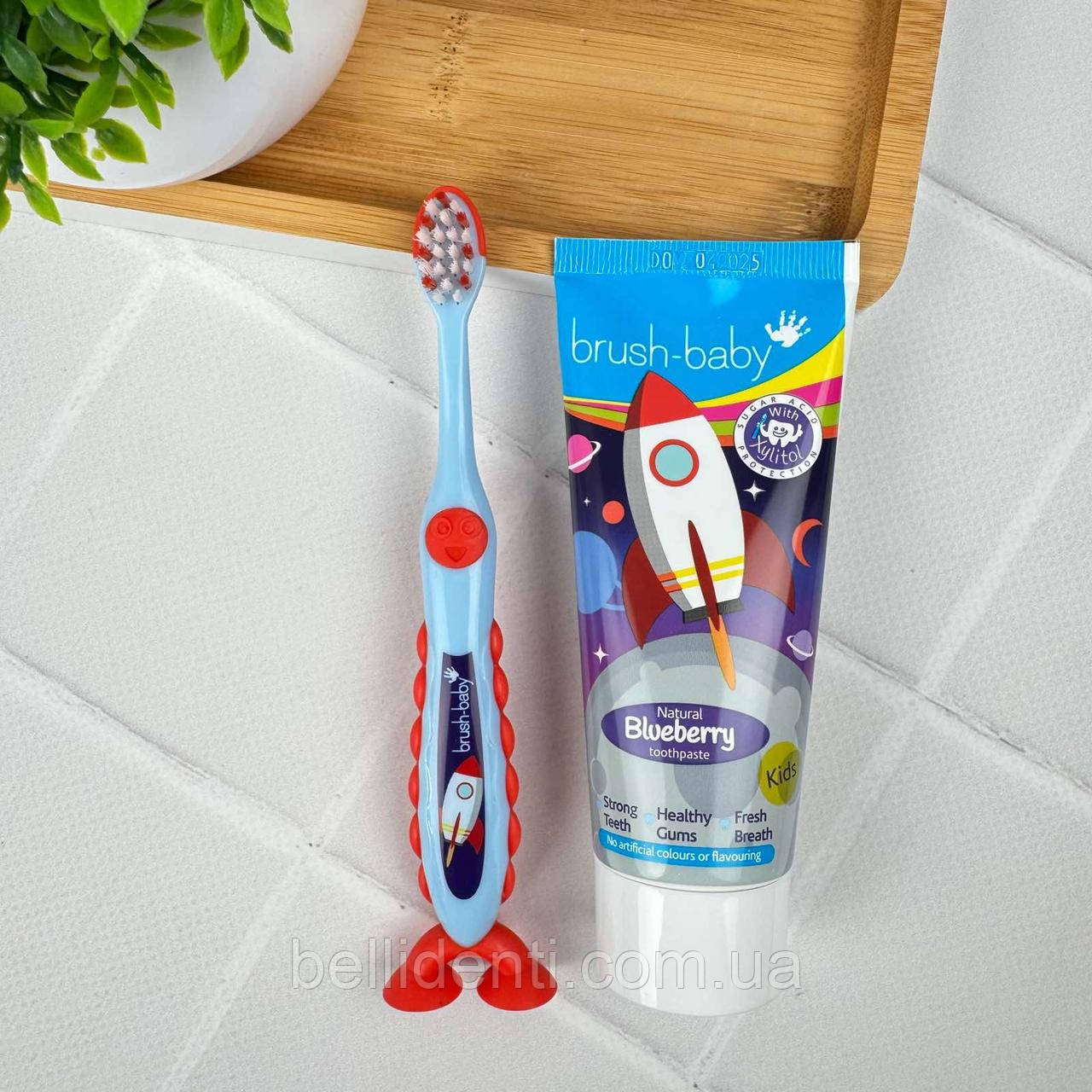 Набір Brush-Baby Floss Brush від 3 до 6 років (паста 50 мл + щітка на присосці), єдиноріжка Ракета