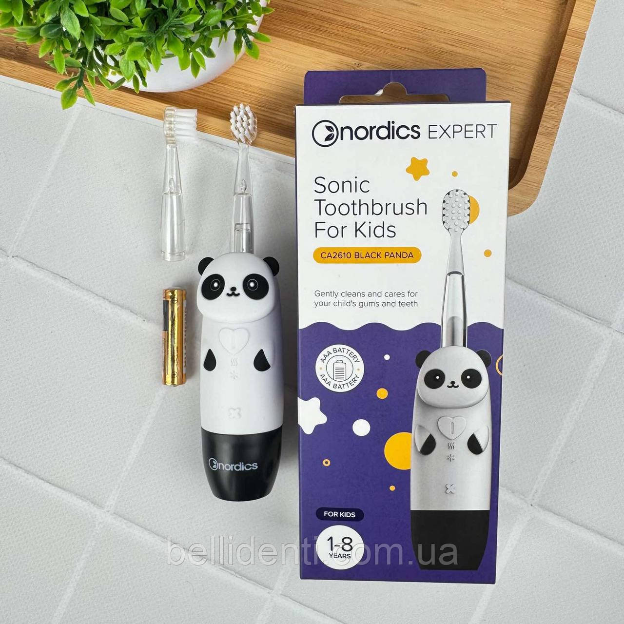 Звукова щітка від 1 до 8 років Nordics CA2610 Панда (чорна)
