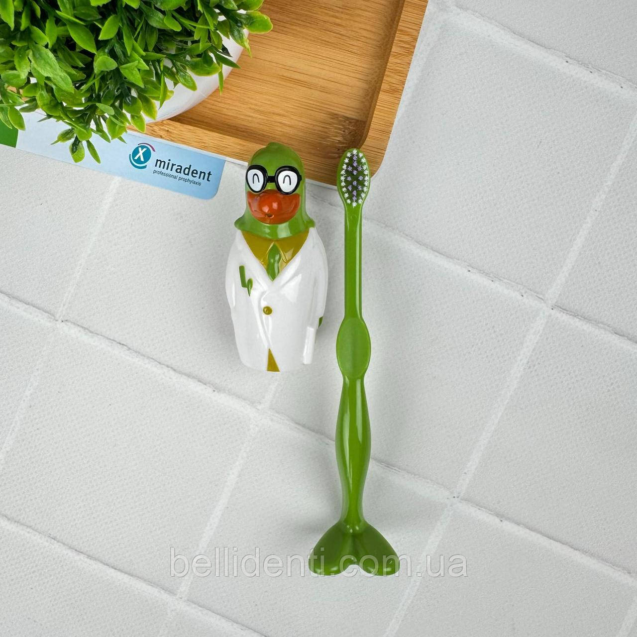 Зубна щітка для дітей Miradent Kids Brush, папужка