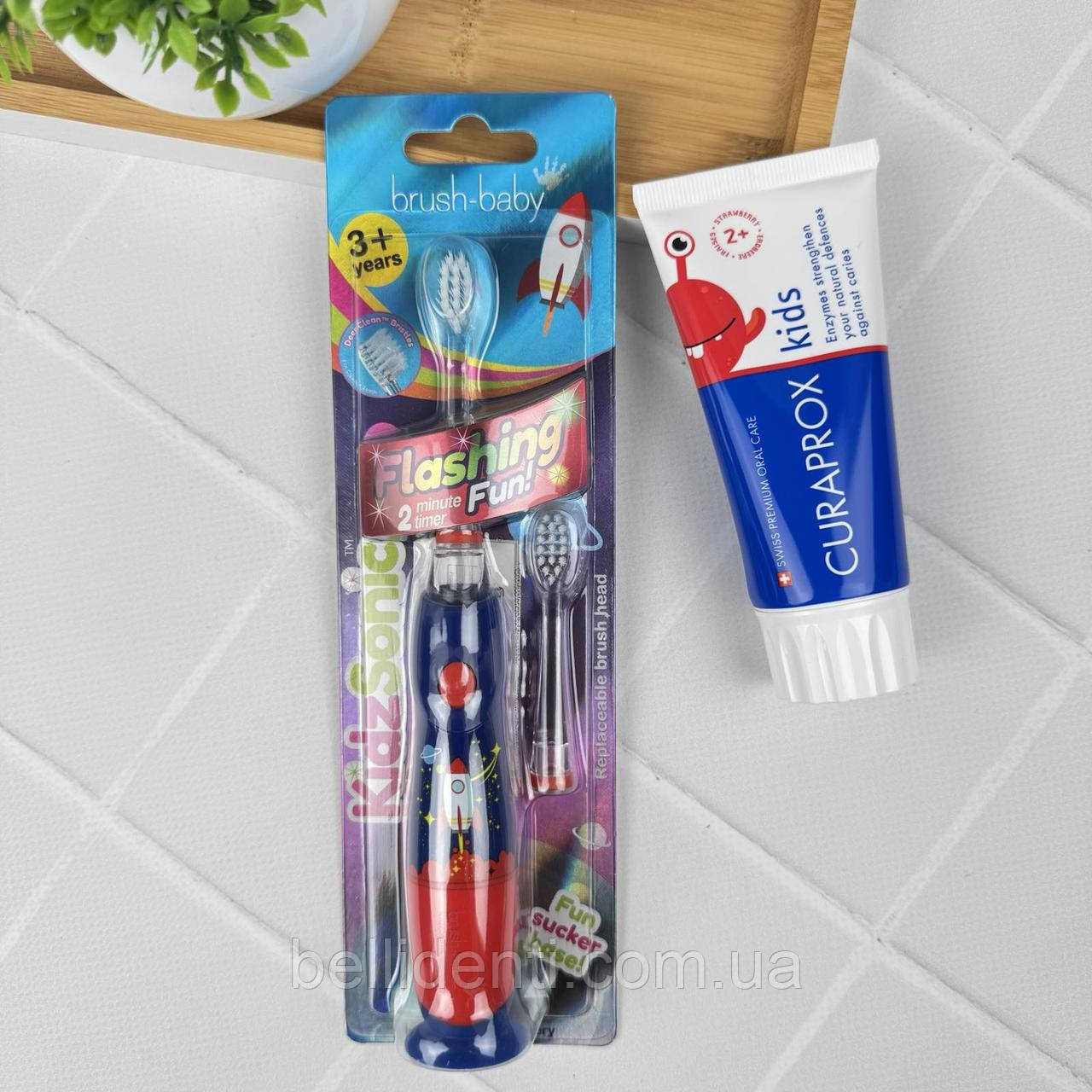 Набір Brush-Baby KidzSonic Curaprox Kids від 3 до 6 років (паста 60 мл + електрична щітка), ракета, фото 1