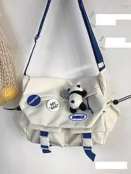 Містка полотняна сумка-месенджер молочна із трьома значками та м`яким ведмедиком в комплекті