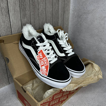 Зимові Vans Old Skool Black White Winter Fur низькі кеди Ванс чорні білі замша біле хутро Унісекс, фото 1