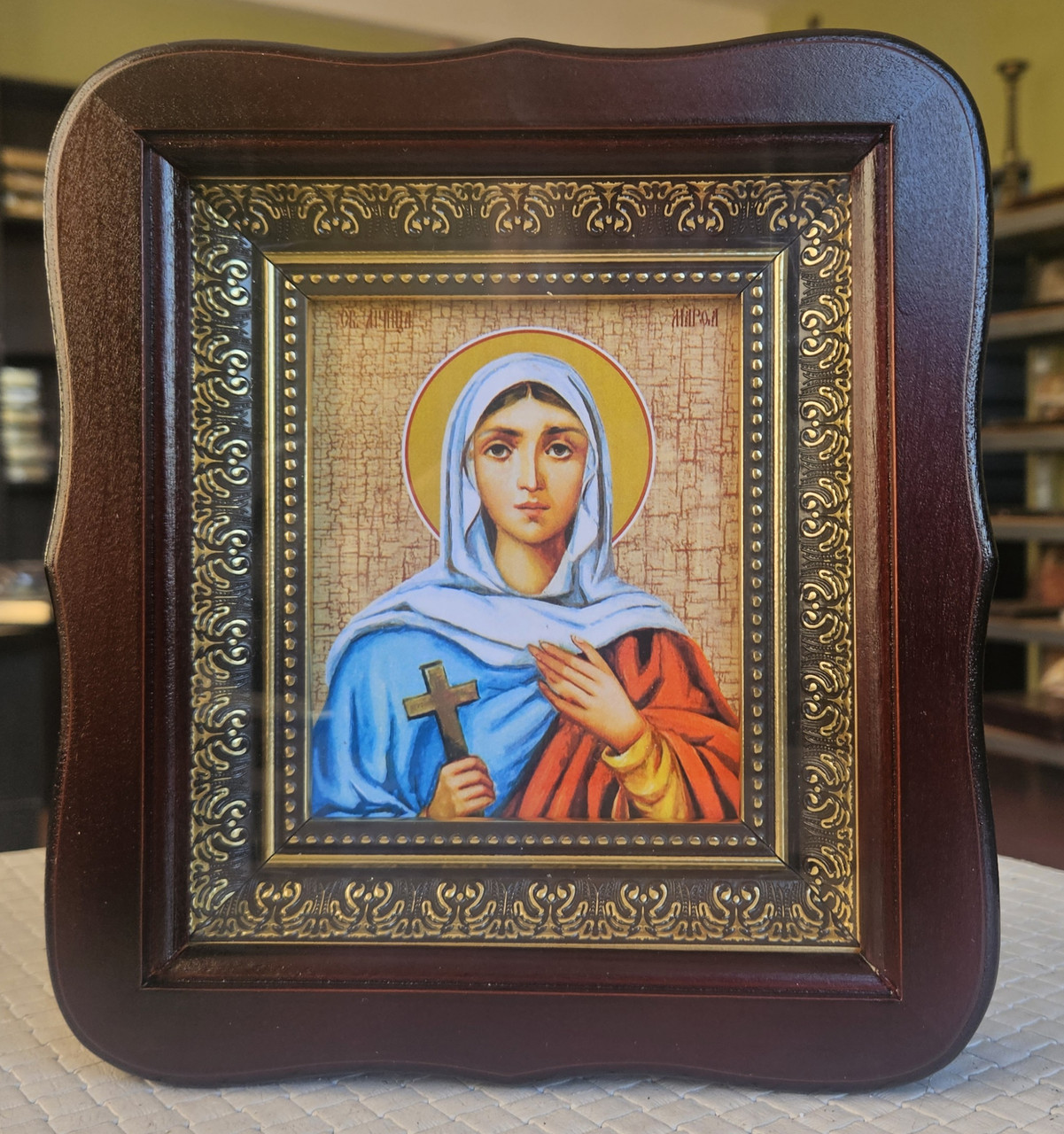 Ікона свята Марта в темному фігурному дерев'яному кіоті під склом, розмір кіота 20×18, лик під старовину 10×12, фото 1