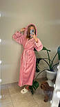 Халат жіночий рожевий теплий м'який довгий домашній (банний) з капюшоном і поясом, фото 4