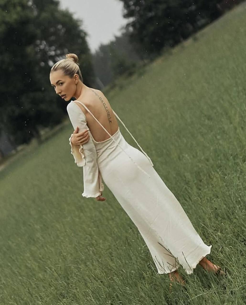 Жіноча сукня з рубчика Модель: 1482-004 Колір: чорний, ізумруд, молочний, фото 1