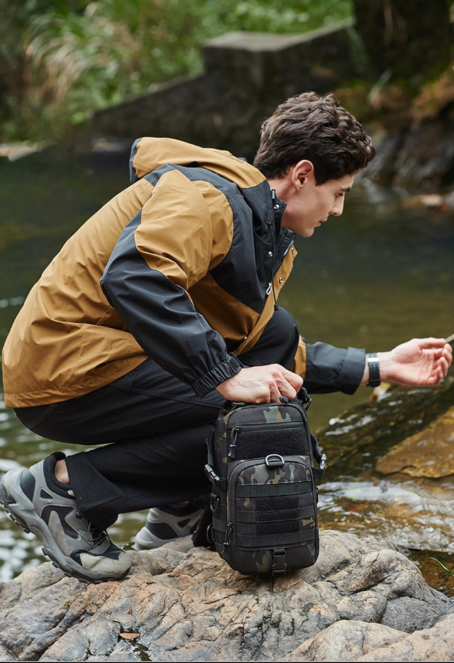 Тактичний рюкзак-сумка через плече Camo Darck Тактичний рюкзак-сумка через плече Camo Darck