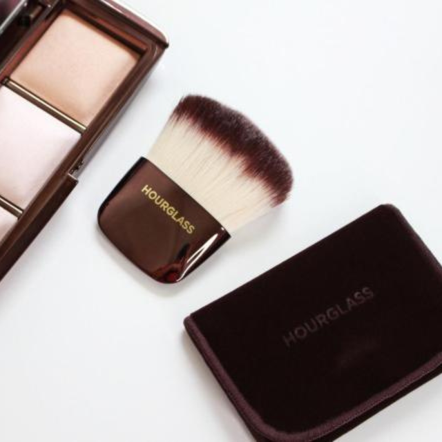 Hourglass Ambient™ Powder Brush Hourglass Ambient™ Powder Brush