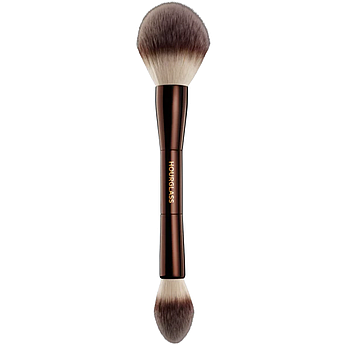 Двосторонній пензель для пудри Hourglass Veil™ Powder Brush
