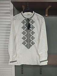 Чоловіча вишита сорочка молочного кольору з чорною вишивкою розміри S, M, L, XL, XXL.