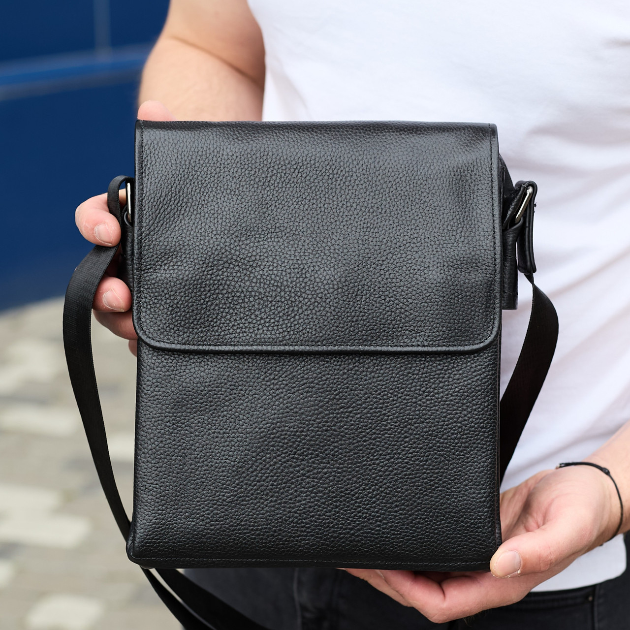 Сумка месенджер 21.5x25x7 шкіряна барсетка для чоловіків Tiding Bag 35775 чорна, фото 1