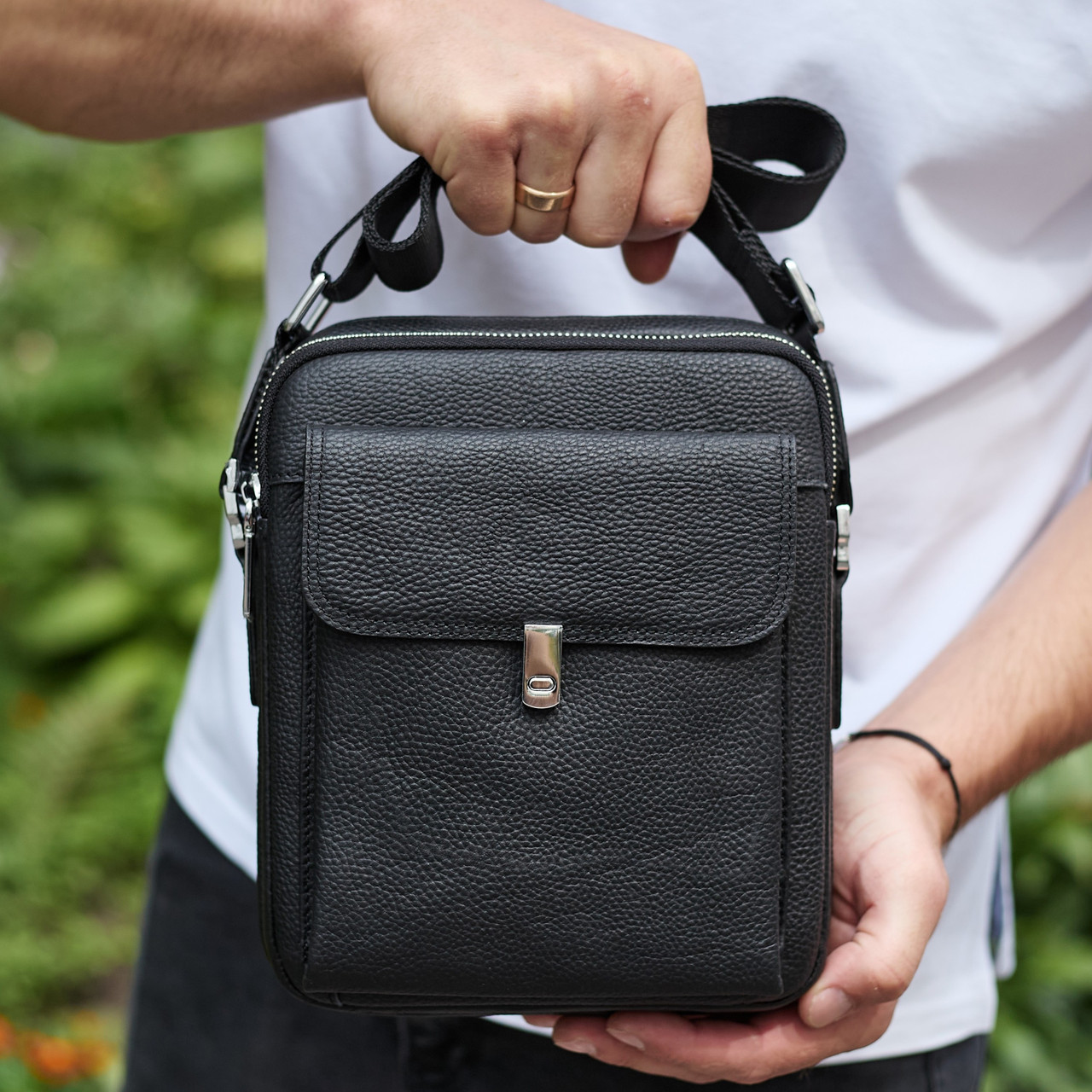 Сумка-барсетка чоловіча шкіряна 24х20х8, компактний месенджер для щоденного використання, чорна, фото 1