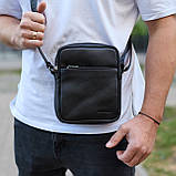 Чоловіча сумка через плече, гладкая кожа 20х16х6, месенджер для міста, барсетка для телефону та документів, чорна, фото 8