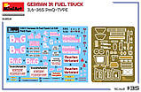 Пластикова модель 1/35 MiniArt 53031 німецька вантажівка 3t Truck 3,6-36S з бочками та заправщиками, фото 2