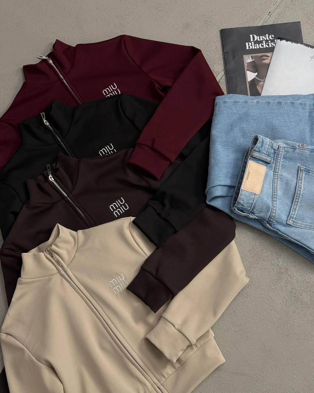 Базова кофта на блискавці Модель: 1533-046 Колір: беж, чорний, бургунді, шоколад, фото 1