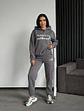 Утеплений спортивний жіночий костюм з начосом сірого кольору "Romantic Material", фото 3