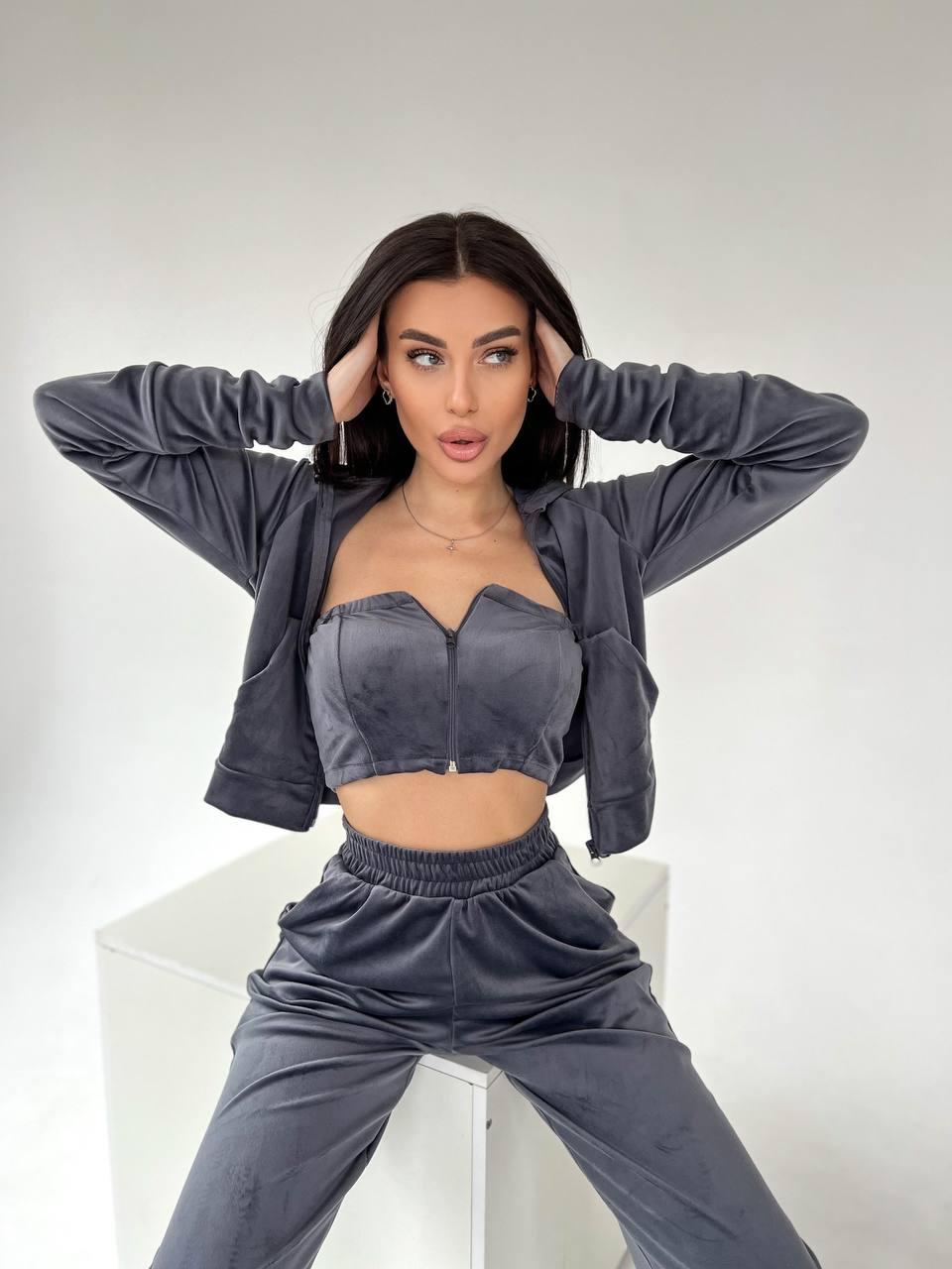 Костюм трійка плюшевий Модель: 1528-671 Колір: чорний, рожевий, графіт, фото 1