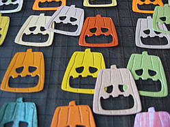 Набір висічок із паперу та картону. Жахливий гарбуз, 20 штук, 28х34 мм