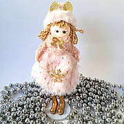 Новорічна фігурка підвіска , декоративна лялька в хутрі